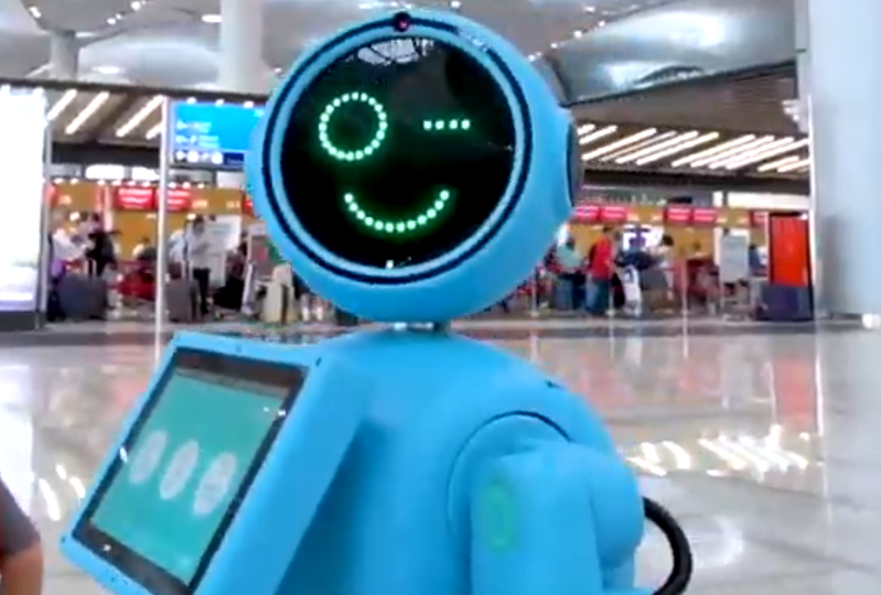 istanbul-airport-robot-assistant-blink