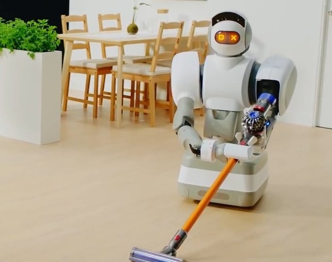 maidbot-maid-robot-cleaning-house