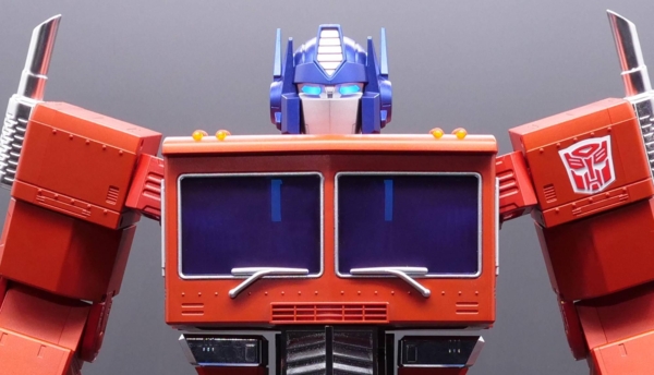 optimus-prime-robot-collector